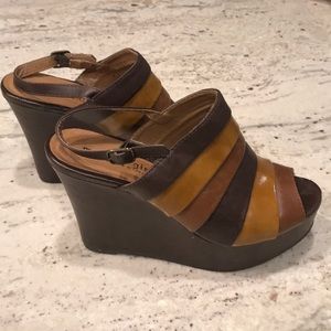 Madden Girl By Steve Madden Brown Wedge size 8